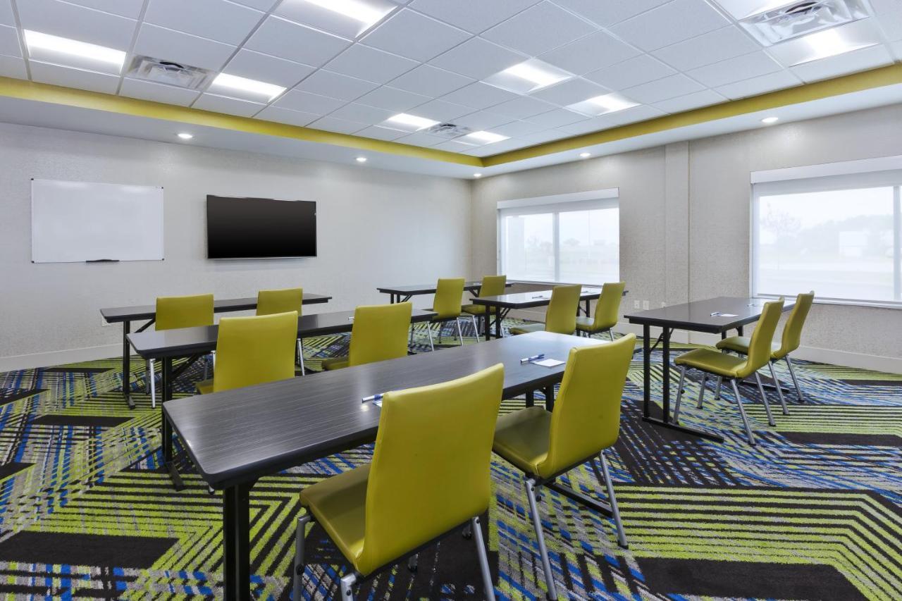 Holiday Inn Express & Suites - Painesville - Concord By Ihg Ngoại thất bức ảnh