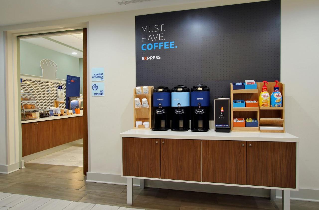 Holiday Inn Express & Suites - Painesville - Concord By Ihg Ngoại thất bức ảnh